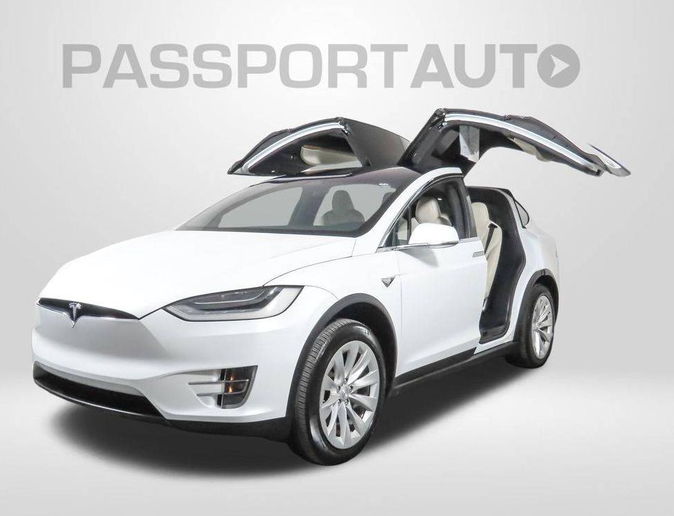 TESLA MODEL X 2020 5YJXCBE21LF232754 image